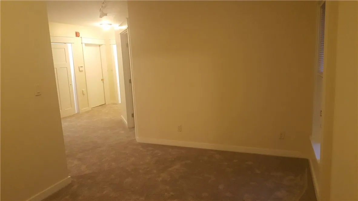 1063 East Avenue 6, Rochester, New York 14607, Rochester, New York 14607, 1 Bedroom Bedrooms, 3 Rooms Rooms,1 BathroomBathrooms,Residential Lease,For Rent,1063 East Avenue 6, Rochester, New York 14607,R1626050