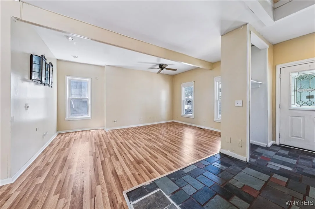 27 Heward Avenue, Buffalo, New York 14207, Buffalo, New York 14207, 5 Bedrooms Bedrooms, 8 Rooms Rooms,2 BathroomsBathrooms,Residential,For Sale,27 Heward Avenue, Buffalo, New York 14207,B1626009