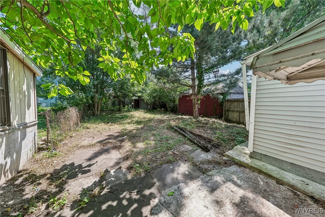 27 Heward Avenue, Buffalo, New York 14207, Buffalo, New York 14207, 5 Bedrooms Bedrooms, 8 Rooms Rooms,2 BathroomsBathrooms,Residential,For Sale,27 Heward Avenue, Buffalo, New York 14207,B1626009