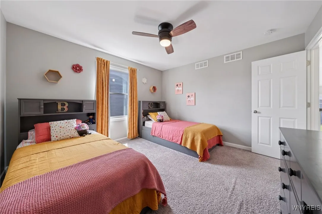 5390 Briannas Nook, Clarence, New York 14031, Clarence, New York 14031, 4 Bedrooms Bedrooms, 8 Rooms Rooms,2 BathroomsBathrooms,Residential,For Sale,5390 Briannas Nook, Clarence, New York 14031,0,B1626038