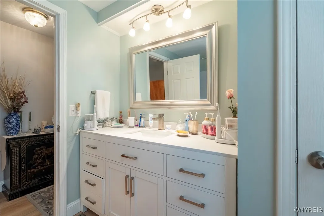 38 Shady Grove Drive, Amherst, New York 14051, Amherst, New York 14051, 3 Bedrooms Bedrooms, 9 Rooms Rooms,1 BathroomBathrooms,Residential,For Sale,38 Shady Grove Drive, Amherst, New York 14051,B1626056