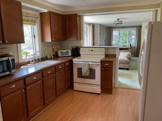 4650 East Lakeview Drive, Owasco, New York 13021, Owasco, New York 13021, 2 Bedrooms Bedrooms, 5 Rooms Rooms,1 BathroomBathrooms,Residential Lease,For Rent,4650 East Lakeview Drive, Owasco, New York 13021,R1625743