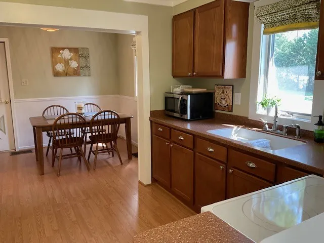 4650 East Lakeview Drive, Owasco, New York 13021, Owasco, New York 13021, 2 Bedrooms Bedrooms, 5 Rooms Rooms,1 BathroomBathrooms,Residential Lease,For Rent,4650 East Lakeview Drive, Owasco, New York 13021,R1625743