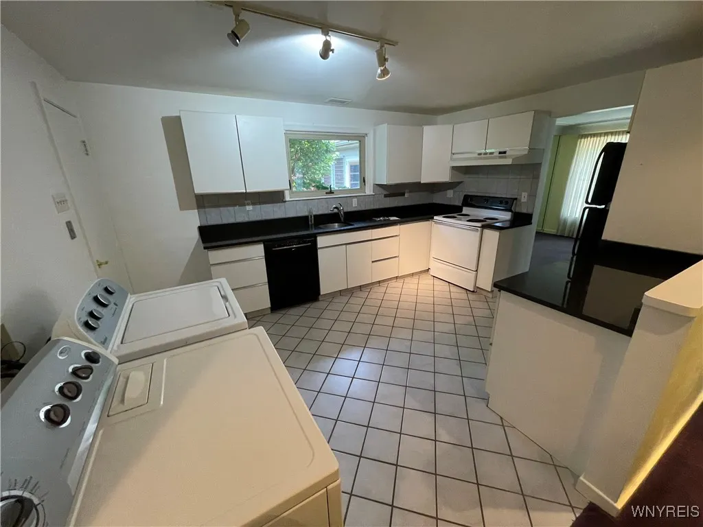 490 Ruskin Road, Amherst, New York 14226, Amherst, New York 14226, 2 Bedrooms Bedrooms, 6 Rooms Rooms,3 BathroomsBathrooms,Residential,Closed,490 Ruskin Road, Amherst, New York 14226,0,B1625946 490 Ruskin Road, Amherst, New York 14226, Amherst, New York 14226, 2 Bedrooms Bedrooms, 6 Rooms Rooms,3 BathroomsBathrooms,Residential,Closed,490 Ruskin Road, Amherst, New York 14226,0,B1625946