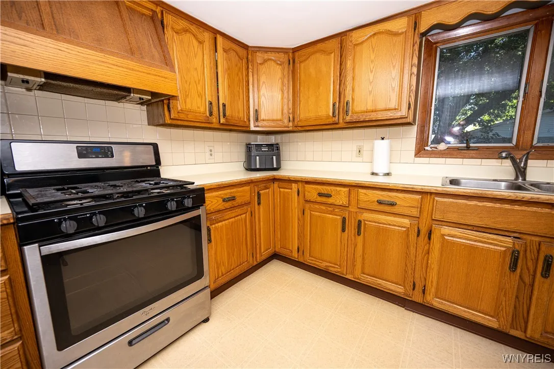 5717 Lakeview Terrace, Hamburg, New York 14085, Hamburg, New York 14085, 3 Bedrooms Bedrooms, 9 Rooms Rooms,1 BathroomBathrooms,Residential,Closed,5717 Lakeview Terrace, Hamburg, New York 14085,0,B1625956 5717 Lakeview Terrace, Hamburg, New York 14085, Hamburg, New York 14085, 3 Bedrooms Bedrooms, 9 Rooms Rooms,1 BathroomBathrooms,Residential,Closed,5717 Lakeview Terrace, Hamburg, New York 14085,0,B1625956