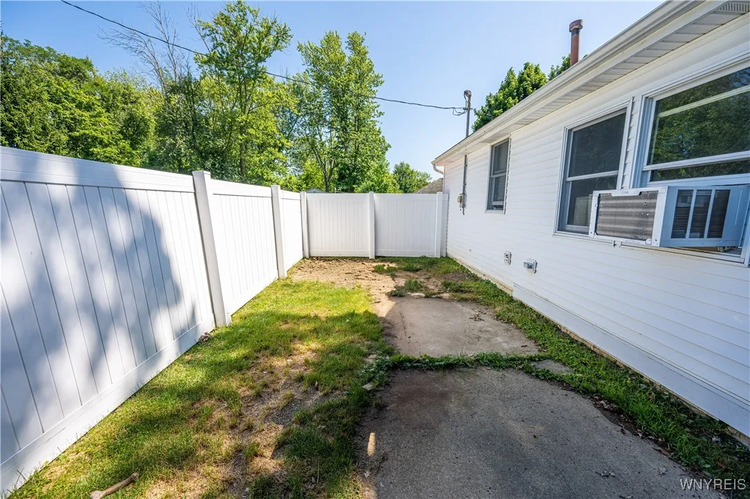 5717 Lakeview Terrace, Hamburg, New York 14085, Hamburg, New York 14085, 3 Bedrooms Bedrooms, 9 Rooms Rooms,1 BathroomBathrooms,Residential,Closed,5717 Lakeview Terrace, Hamburg, New York 14085,0,B1625956 5717 Lakeview Terrace, Hamburg, New York 14085, Hamburg, New York 14085, 3 Bedrooms Bedrooms, 9 Rooms Rooms,1 BathroomBathrooms,Residential,Closed,5717 Lakeview Terrace, Hamburg, New York 14085,0,B1625956
