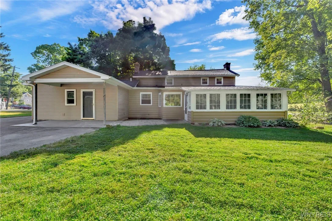 4890 Schurr Road, Clarence, New York 14031, Clarence, New York 14031, 4 Bedrooms Bedrooms, 8 Rooms Rooms,1 BathroomBathrooms,Residential,Closed,4890 Schurr Road, Clarence, New York 14031,0,B1625340