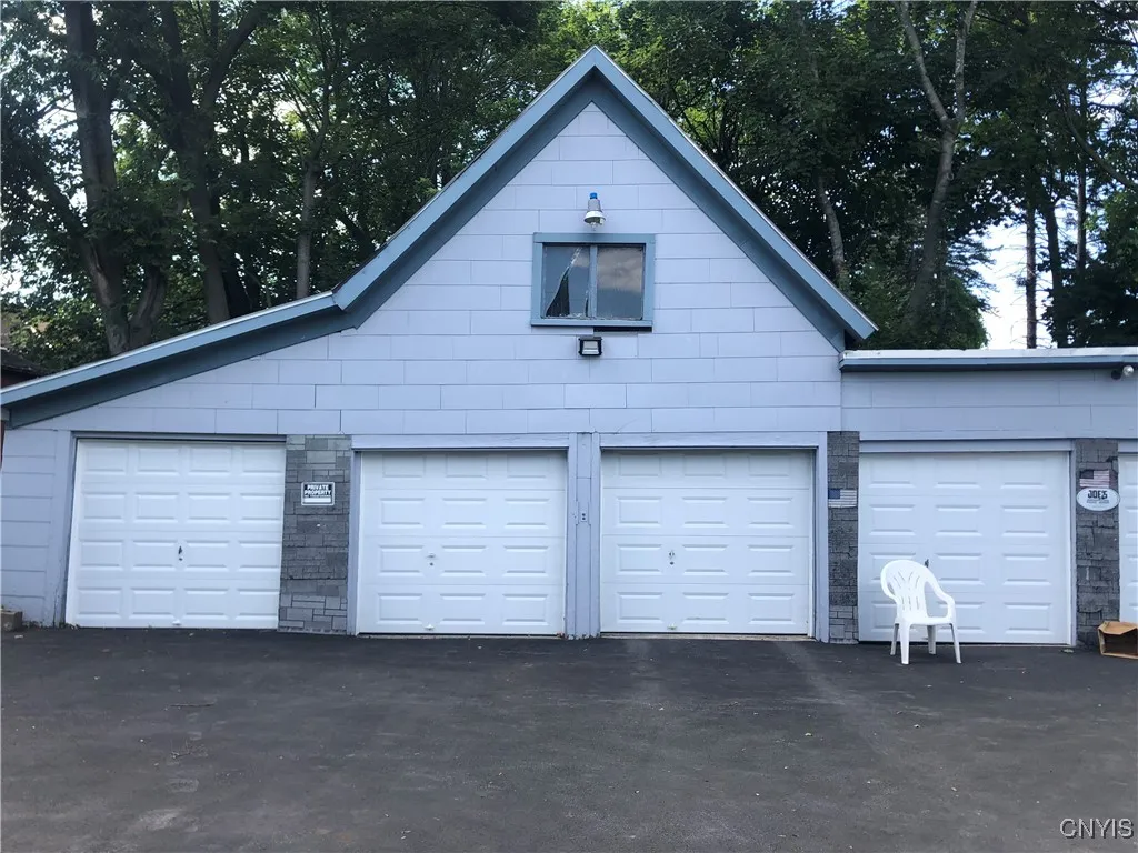 510 Saint Anthony, Utica, New York 13501, Utica, New York 13501, 2 Bedrooms Bedrooms, 5 Rooms Rooms,1 BathroomBathrooms,Residential Lease,For Rent,510 Saint Anthony, Utica, New York 13501,S1626031