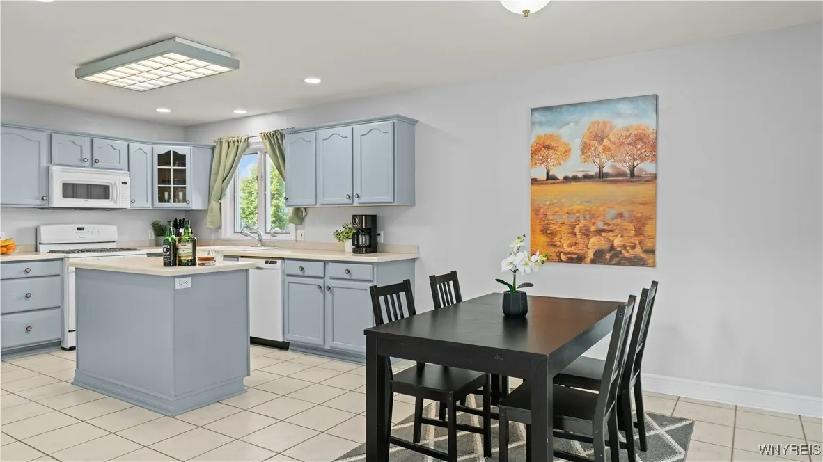 29 Katelyn Lane, Lancaster, New York 14086, Lancaster, New York 14086, 3 Bedrooms Bedrooms, 7 Rooms Rooms,2 BathroomsBathrooms,Residential,Closed,29 Katelyn Lane, Lancaster, New York 14086,0,B1625582