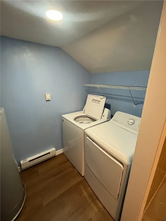 77 Canal Street, Lyons, New York 14489, Lyons, New York 14489, 1 Bedroom Bedrooms, 4 Rooms Rooms,1 BathroomBathrooms,Residential Lease,For Rent,77 Canal Street, Lyons, New York 14489,R1625841
