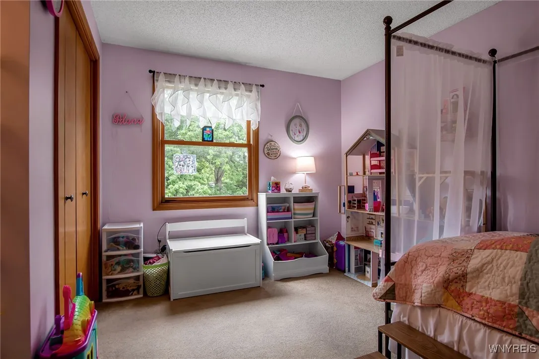 4180 Victorian Drive, Hamburg, New York 14075, Hamburg, New York 14075, 2 Bedrooms Bedrooms, 4 Rooms Rooms,1 BathroomBathrooms,Residential,Closed,4180 Victorian Drive, Hamburg, New York 14075,0,B1626043