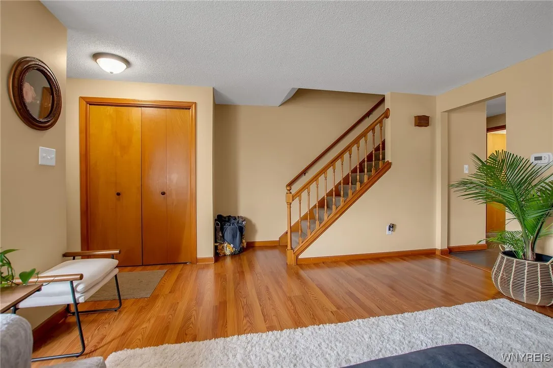 4180 Victorian Drive, Hamburg, New York 14075, Hamburg, New York 14075, 2 Bedrooms Bedrooms, 4 Rooms Rooms,1 BathroomBathrooms,Residential,Closed,4180 Victorian Drive, Hamburg, New York 14075,0,B1626043