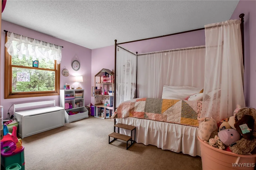 4180 Victorian Drive, Hamburg, New York 14075, Hamburg, New York 14075, 2 Bedrooms Bedrooms, 4 Rooms Rooms,1 BathroomBathrooms,Residential,Closed,4180 Victorian Drive, Hamburg, New York 14075,0,B1626043