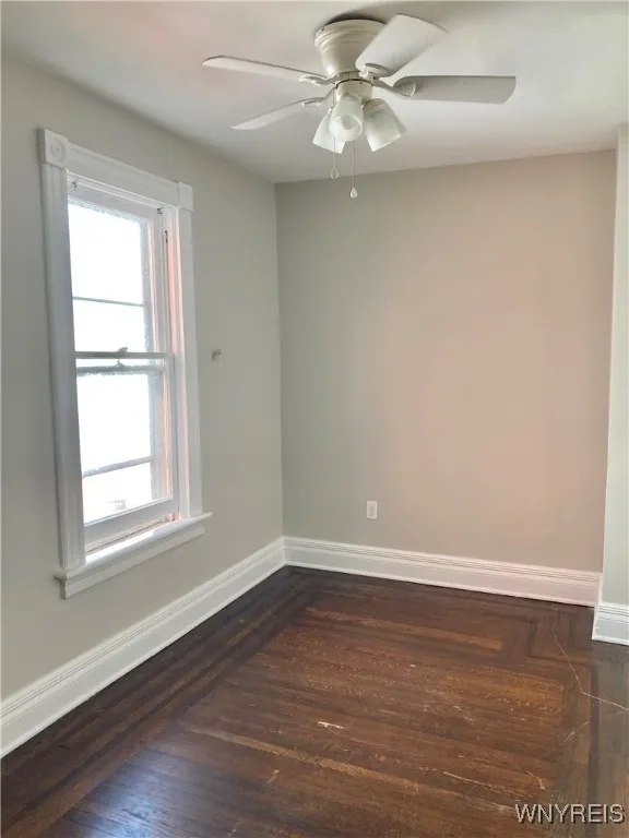 62 Trinity Place, Buffalo, New York 14201, Buffalo, New York 14201, 3 Bedrooms Bedrooms, 7 Rooms Rooms,1 BathroomBathrooms,Residential Lease,For Rent,62 Trinity Place, Buffalo, New York 14201,B1625506