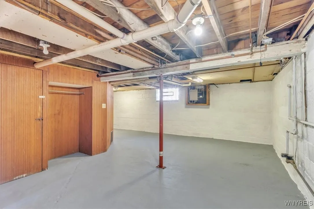 124 Evans Street, Amherst, New York 14221, Amherst, New York 14221, 4 Bedrooms Bedrooms, 9 Rooms Rooms,2 BathroomsBathrooms,Residential,For Sale,124 Evans Street, Amherst, New York 14221,B1626096