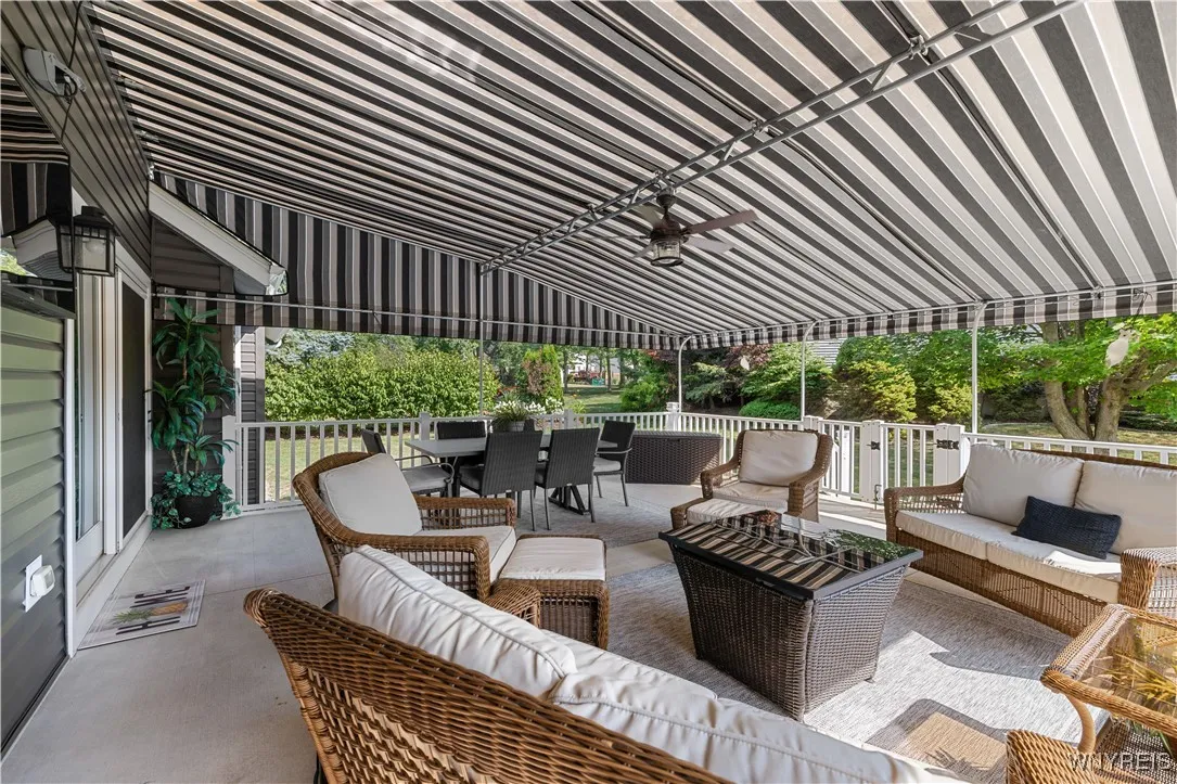 5629 Coachmans Lane, Hamburg, New York 14075, Hamburg, New York 14075, 4 Bedrooms Bedrooms, 10 Rooms Rooms,2 BathroomsBathrooms,Residential,For Sale,5629 Coachmans Lane, Hamburg, New York 14075,B1624903