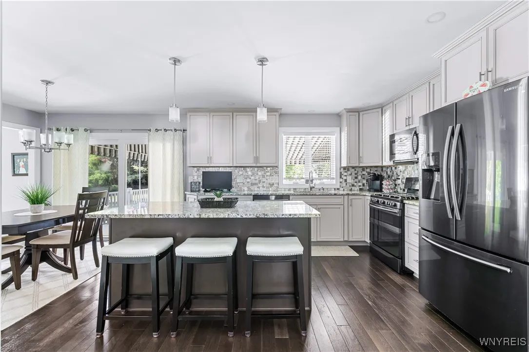 5629 Coachmans Lane, Hamburg, New York 14075, Hamburg, New York 14075, 4 Bedrooms Bedrooms, 10 Rooms Rooms,2 BathroomsBathrooms,Residential,For Sale,5629 Coachmans Lane, Hamburg, New York 14075,B1624903