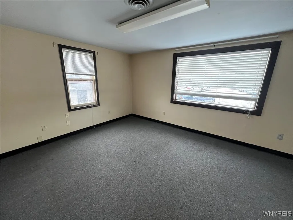 5629 Main Street, Amherst, New York 14221, Amherst, New York 14221, ,Commercial Lease,For Rent,5629 Main Street, Amherst, New York 14221,B1626173