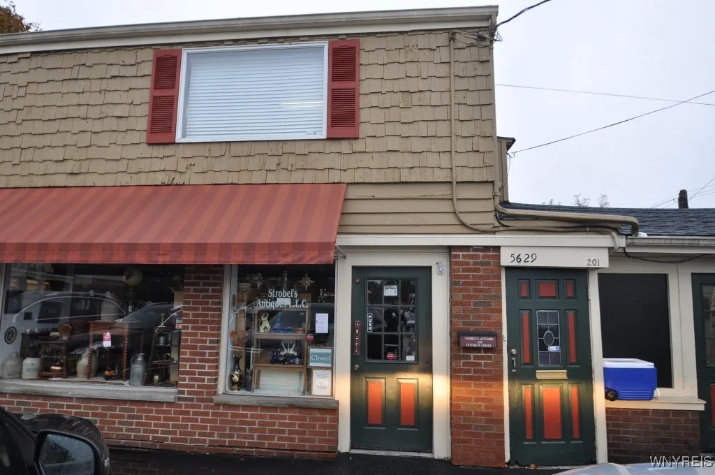 5629 Main Street, Amherst, New York 14221, Amherst, New York 14221, ,Commercial Lease,For Rent,5629 Main Street, Amherst, New York 14221,B1626173