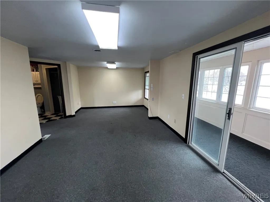 5629 Main Street, Amherst, New York 14221, Amherst, New York 14221, ,Commercial Lease,For Rent,5629 Main Street, Amherst, New York 14221,B1626173