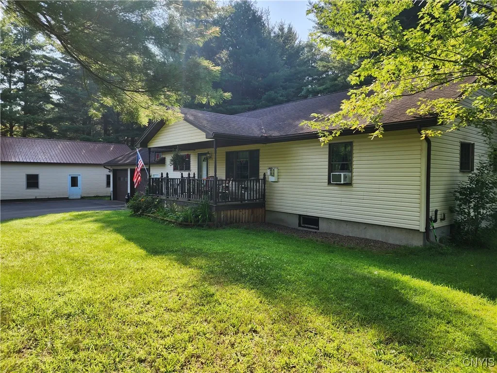 7738 Number Four Road, New Bremen, New York 13367, New Bremen, New York 13367, 2 Bedrooms Bedrooms, 5 Rooms Rooms,2 BathroomsBathrooms,Residential,Closed,7738 Number Four Road, New Bremen, New York 13367,0,S1625974