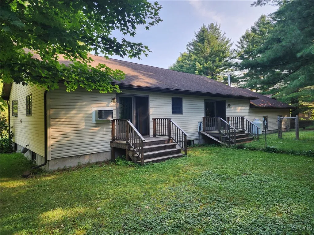 7738 Number Four Road, New Bremen, New York 13367, New Bremen, New York 13367, 2 Bedrooms Bedrooms, 5 Rooms Rooms,2 BathroomsBathrooms,Residential,Closed,7738 Number Four Road, New Bremen, New York 13367,0,S1625974