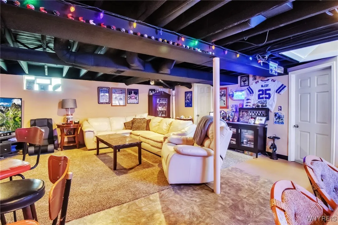 57 Donald Drive, Cheektowaga, New York 14225, Cheektowaga, New York 14225, 3 Bedrooms Bedrooms, 7 Rooms Rooms,1 BathroomBathrooms,Residential,Closed,57 Donald Drive, Cheektowaga, New York 14225,0,B1626165