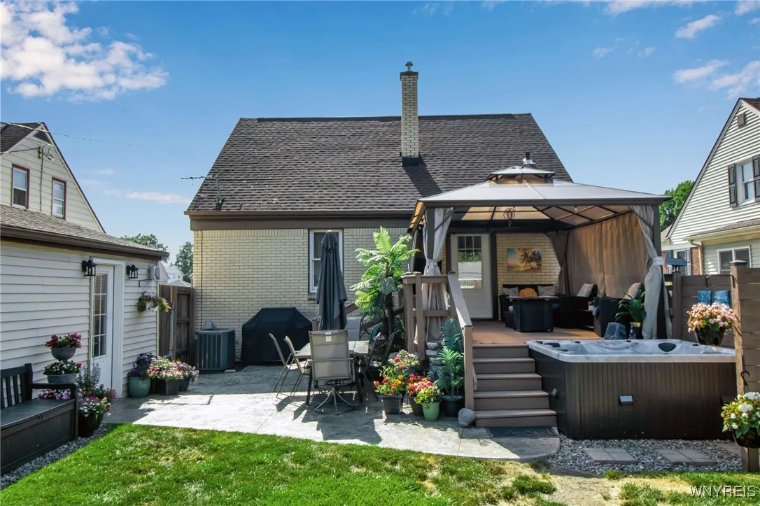 57 Donald Drive, Cheektowaga, New York 14225, Cheektowaga, New York 14225, 3 Bedrooms Bedrooms, 7 Rooms Rooms,1 BathroomBathrooms,Residential,Closed,57 Donald Drive, Cheektowaga, New York 14225,0,B1626165