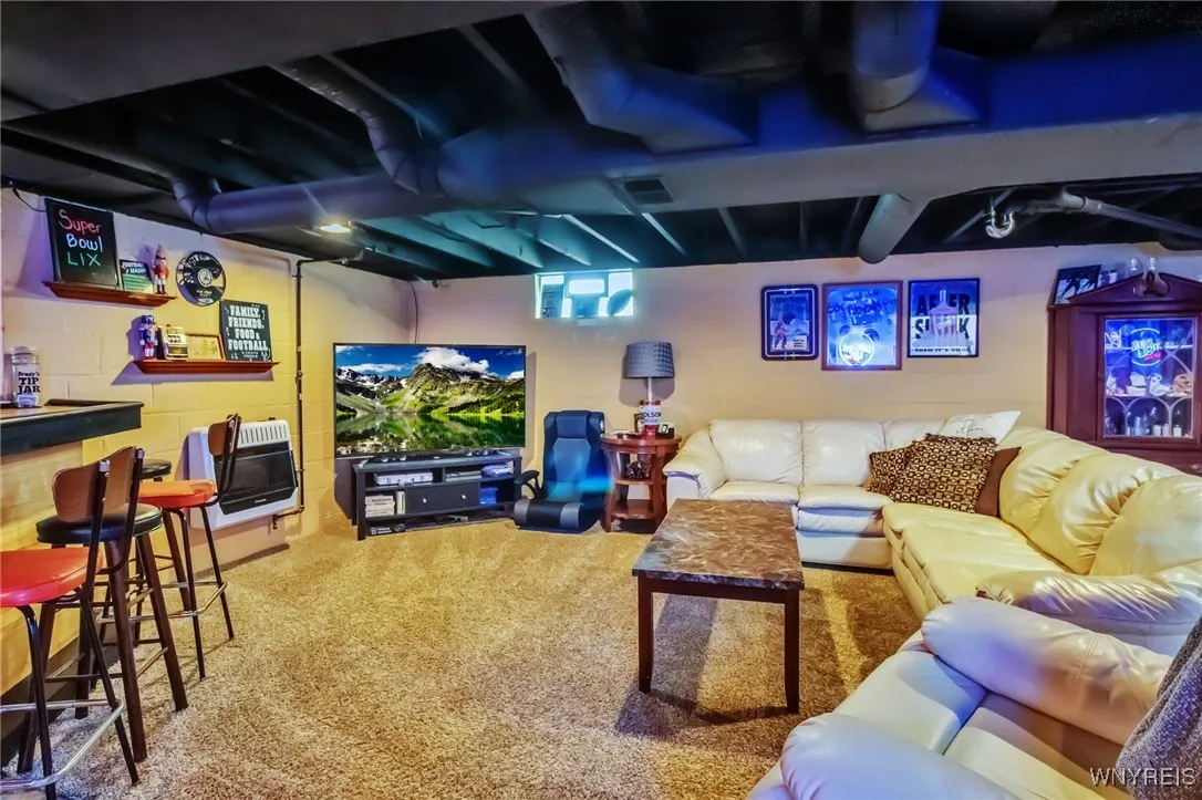 57 Donald Drive, Cheektowaga, New York 14225, Cheektowaga, New York 14225, 3 Bedrooms Bedrooms, 7 Rooms Rooms,1 BathroomBathrooms,Residential,Closed,57 Donald Drive, Cheektowaga, New York 14225,0,B1626165