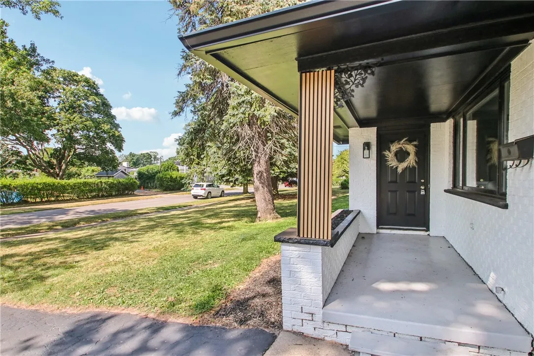 260 Candlewood Road, Irondequoit, New York 14609, Irondequoit, New York 14609, 3 Bedrooms Bedrooms, 5 Rooms Rooms,2 BathroomsBathrooms,Residential,Closed,260 Candlewood Road, Irondequoit, New York 14609,0,R1624211