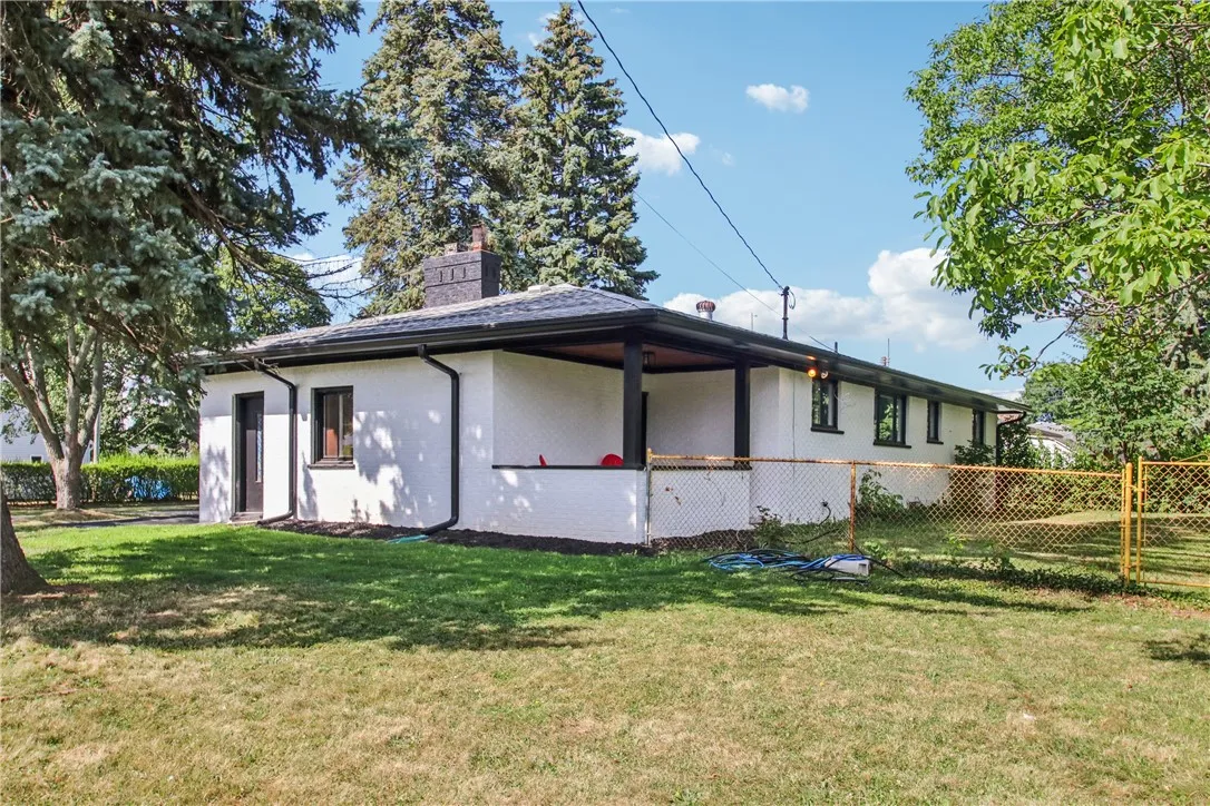 260 Candlewood Road, Irondequoit, New York 14609, Irondequoit, New York 14609, 3 Bedrooms Bedrooms, 5 Rooms Rooms,2 BathroomsBathrooms,Residential,Closed,260 Candlewood Road, Irondequoit, New York 14609,0,R1624211
