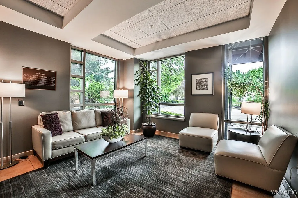 132 Lakefront Boulevard 204, Buffalo, New York 142, Buffalo, New York 14202, 1 Bedroom Bedrooms, 4 Rooms Rooms,1 BathroomBathrooms,Residential Lease,For Rent,132 Lakefront Boulevard 204, Buffalo, New York 142,B1626188