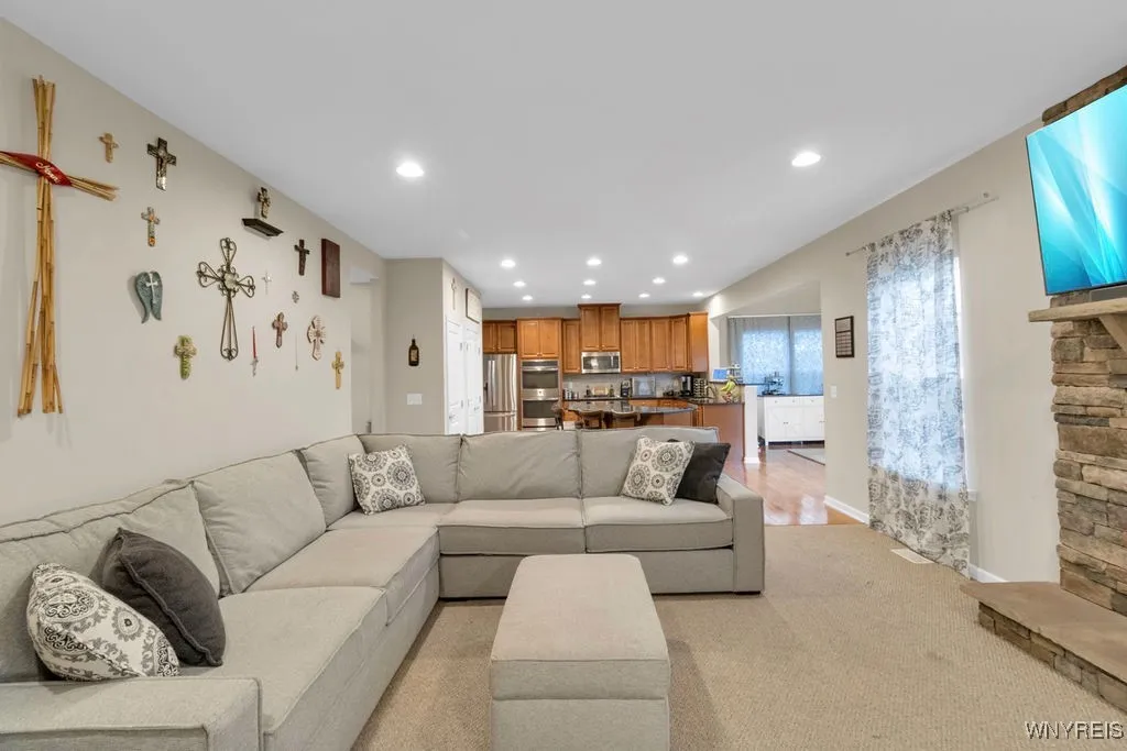 111 Camelot Drive, West Seneca, New York 14224, West Seneca, New York 14224, 5 Bedrooms Bedrooms, 11 Rooms Rooms,3 BathroomsBathrooms,Residential,For Sale,111 Camelot Drive, West Seneca, New York 14224,B1625725