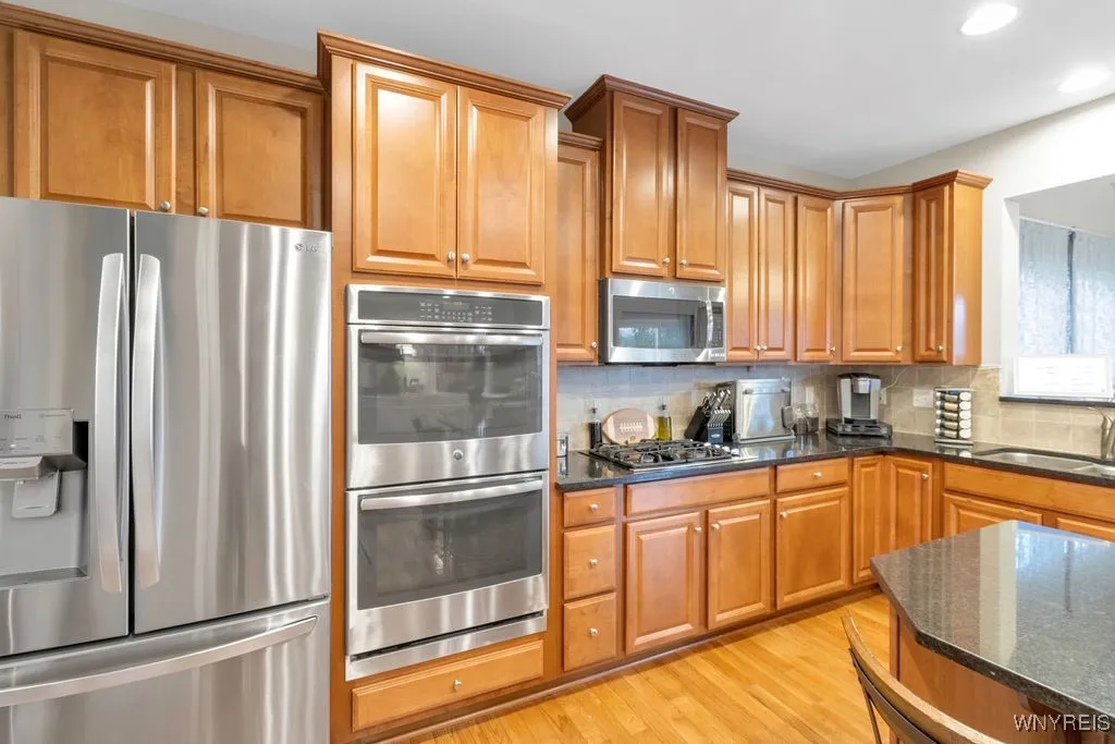 111 Camelot Drive, West Seneca, New York 14224, West Seneca, New York 14224, 5 Bedrooms Bedrooms, 11 Rooms Rooms,3 BathroomsBathrooms,Residential,For Sale,111 Camelot Drive, West Seneca, New York 14224,B1625725