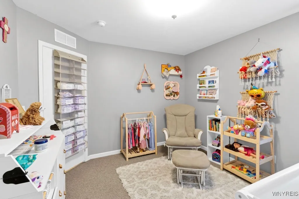 111 Camelot Drive, West Seneca, New York 14224, West Seneca, New York 14224, 5 Bedrooms Bedrooms, 11 Rooms Rooms,3 BathroomsBathrooms,Residential,For Sale,111 Camelot Drive, West Seneca, New York 14224,B1625725