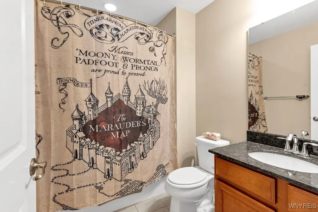 111 Camelot Drive, West Seneca, New York 14224, West Seneca, New York 14224, 5 Bedrooms Bedrooms, 11 Rooms Rooms,3 BathroomsBathrooms,Residential,For Sale,111 Camelot Drive, West Seneca, New York 14224,B1625725
