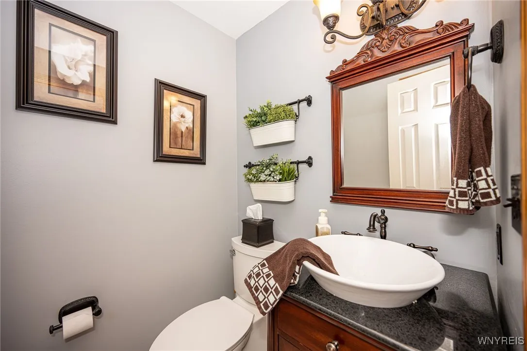 23 Hillcrest, West Seneca, New York 14224, West Seneca, New York 14224, 2 Bedrooms Bedrooms, 6 Rooms Rooms,1 BathroomBathrooms,Residential,Closed,23 Hillcrest, West Seneca, New York 14224,0,B1625485