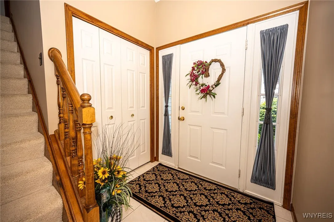 23 Hillcrest, West Seneca, New York 14224, West Seneca, New York 14224, 2 Bedrooms Bedrooms, 6 Rooms Rooms,1 BathroomBathrooms,Residential,Closed,23 Hillcrest, West Seneca, New York 14224,0,B1625485
