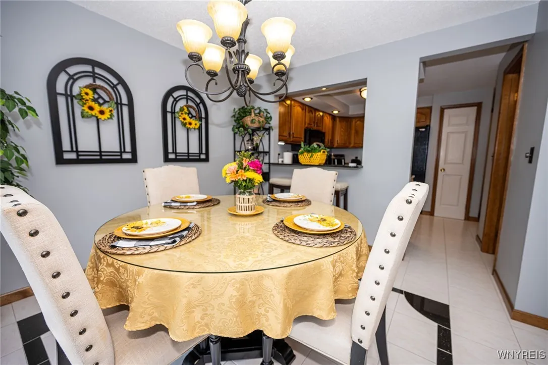 23 Hillcrest, West Seneca, New York 14224, West Seneca, New York 14224, 2 Bedrooms Bedrooms, 6 Rooms Rooms,1 BathroomBathrooms,Residential,Closed,23 Hillcrest, West Seneca, New York 14224,0,B1625485