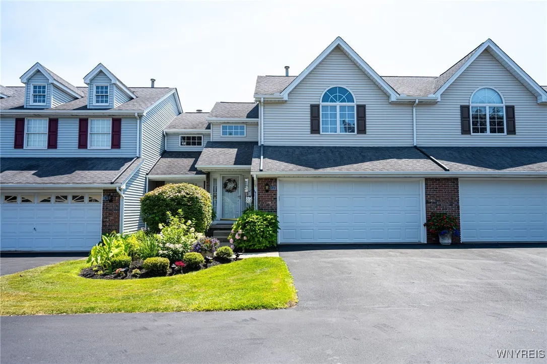 23 Hillcrest, West Seneca, New York 14224, West Seneca, New York 14224, 2 Bedrooms Bedrooms, 6 Rooms Rooms,1 BathroomBathrooms,Residential,Closed,23 Hillcrest, West Seneca, New York 14224,0,B1625485