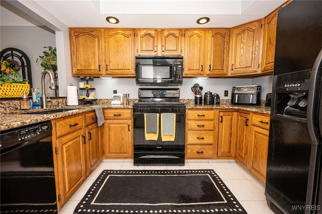 23 Hillcrest, West Seneca, New York 14224, West Seneca, New York 14224, 2 Bedrooms Bedrooms, 6 Rooms Rooms,1 BathroomBathrooms,Residential,Closed,23 Hillcrest, West Seneca, New York 14224,0,B1625485