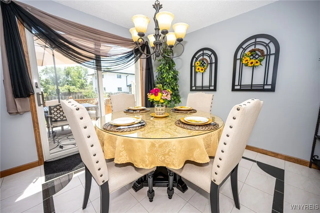 23 Hillcrest, West Seneca, New York 14224, West Seneca, New York 14224, 2 Bedrooms Bedrooms, 6 Rooms Rooms,1 BathroomBathrooms,Residential,Closed,23 Hillcrest, West Seneca, New York 14224,0,B1625485