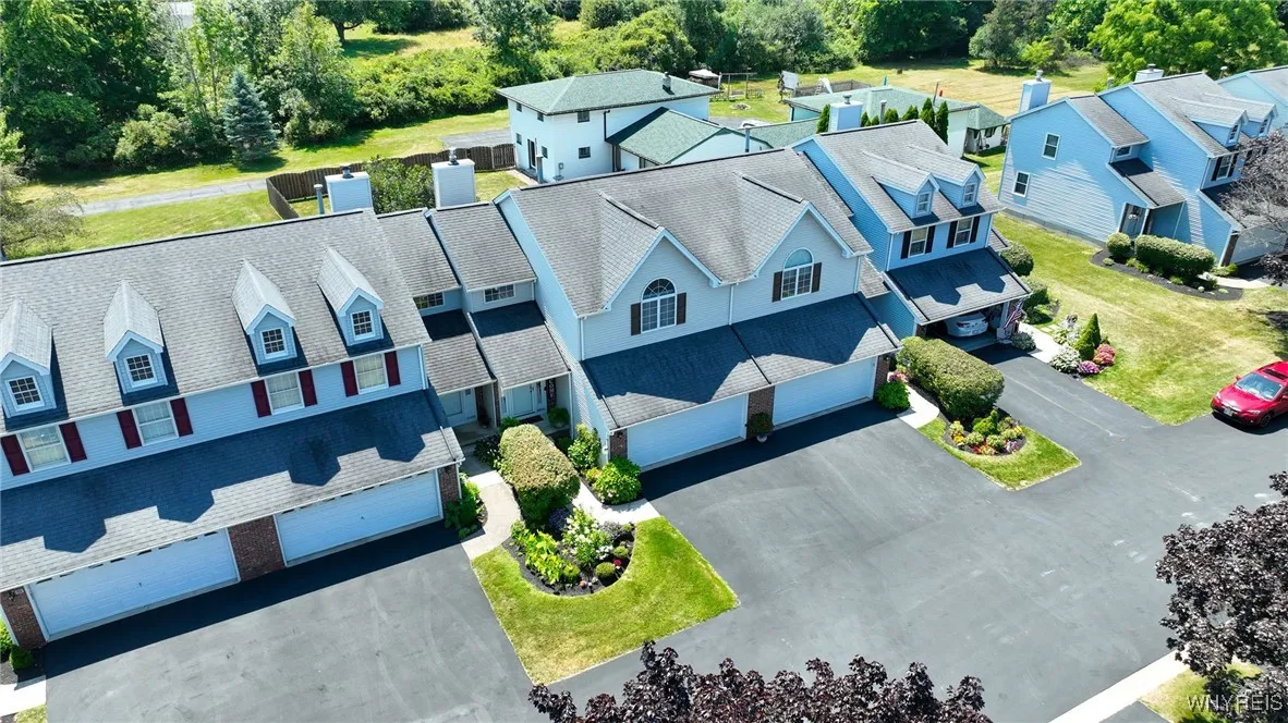 23 Hillcrest, West Seneca, New York 14224, West Seneca, New York 14224, 2 Bedrooms Bedrooms, 6 Rooms Rooms,1 BathroomBathrooms,Residential,Closed,23 Hillcrest, West Seneca, New York 14224,0,B1625485