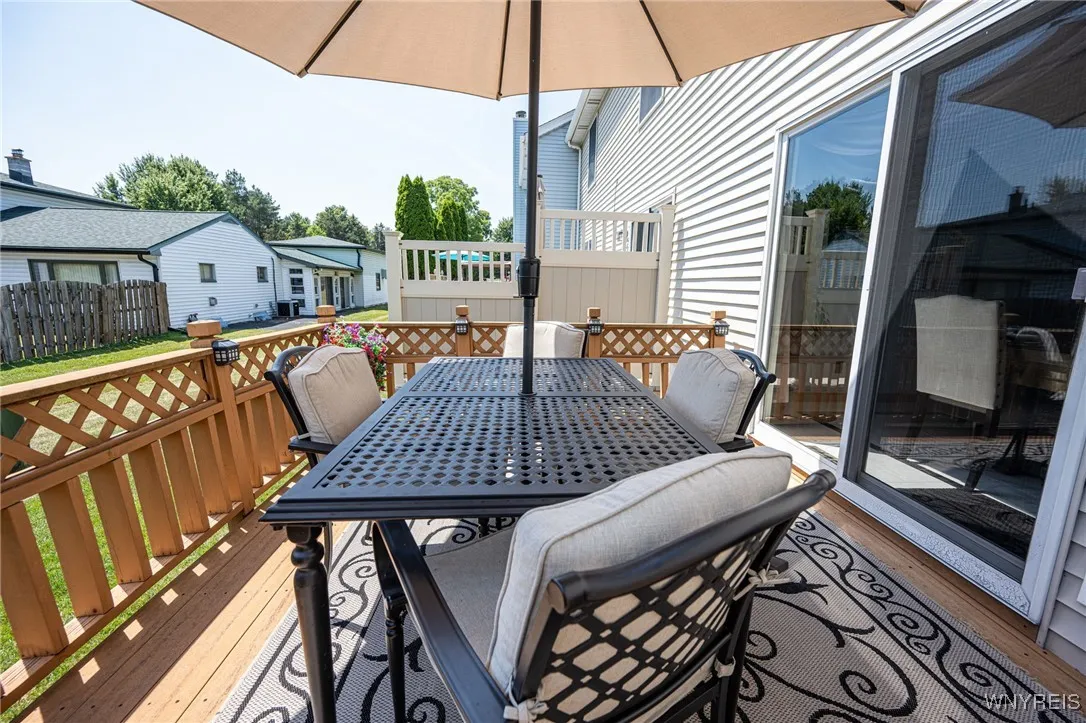 23 Hillcrest, West Seneca, New York 14224, West Seneca, New York 14224, 2 Bedrooms Bedrooms, 6 Rooms Rooms,1 BathroomBathrooms,Residential,Closed,23 Hillcrest, West Seneca, New York 14224,0,B1625485