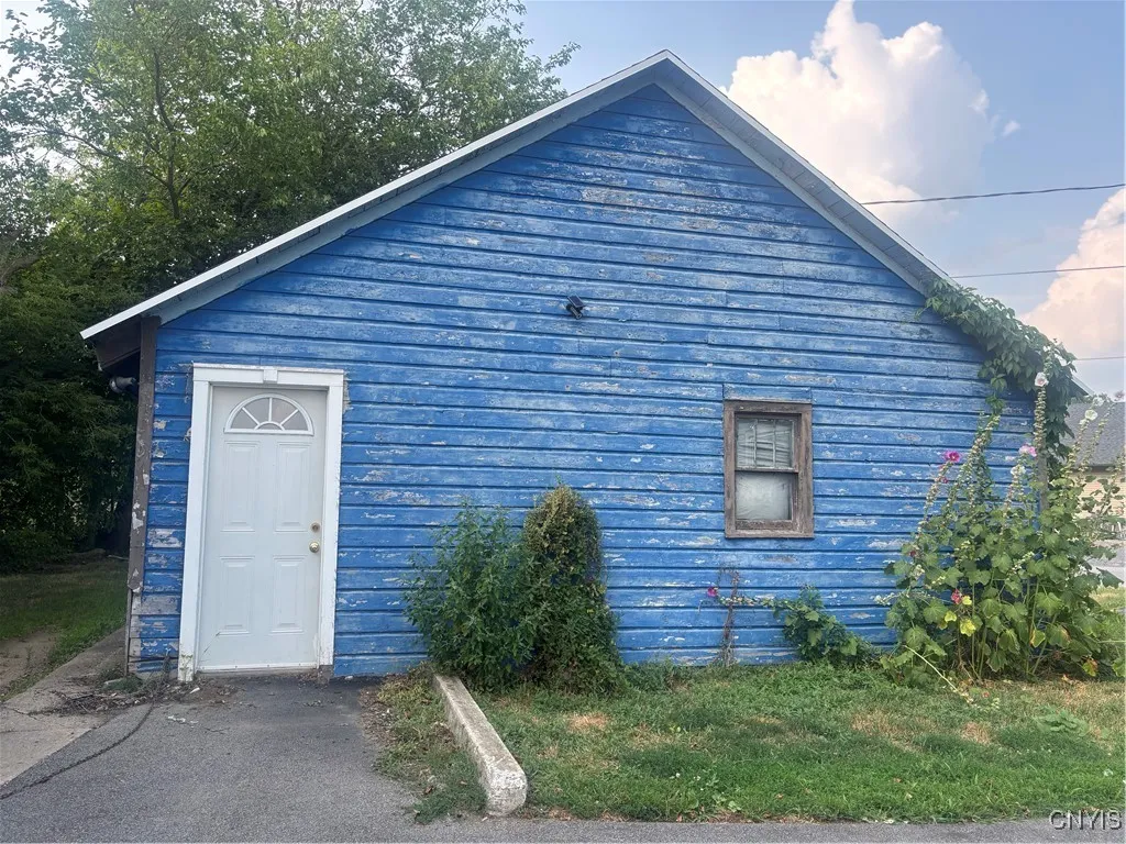 1413-1415 East E Dominick Street, Rome, New York 1, Rome, New York 13440, 5 Bedrooms Bedrooms, ,3 BathroomsBathrooms,Residential,Closed,1413-1415 East E Dominick Street, Rome, New York 1,0,S1626204