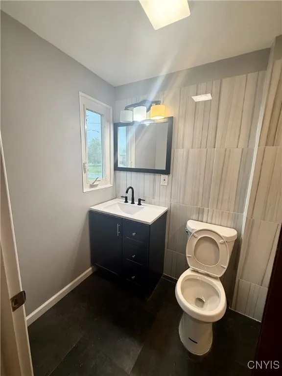 8810 Seneca Avenue, Cicero, New York 13039, Cicero, New York 13039, 3 Bedrooms Bedrooms, 10 Rooms Rooms,2 BathroomsBathrooms,Residential Lease,For Rent,8810 Seneca Avenue, Cicero, New York 13039,S1626238
