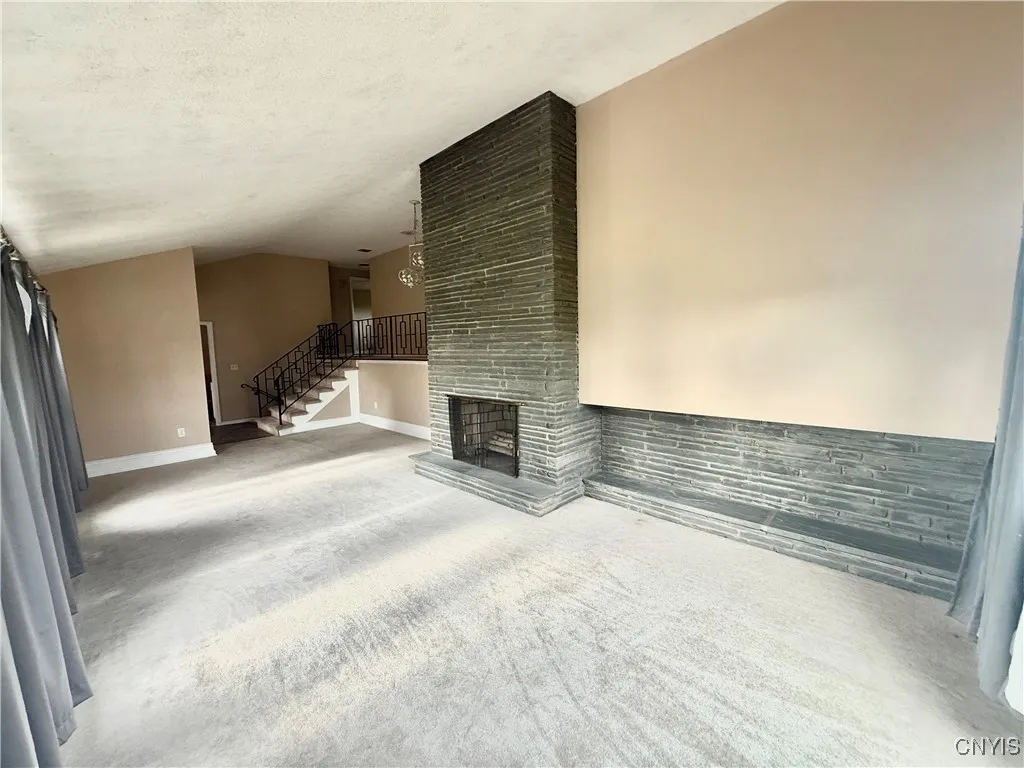 8810 Seneca Avenue, Cicero, New York 13039, Cicero, New York 13039, 3 Bedrooms Bedrooms, 10 Rooms Rooms,2 BathroomsBathrooms,Residential Lease,For Rent,8810 Seneca Avenue, Cicero, New York 13039,S1626238