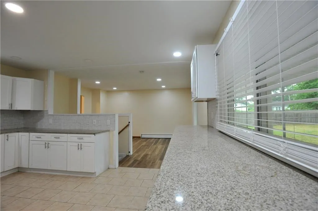 15 Greenvalley Drive, Big Flats, New York 14814, Big Flats, New York 14814, 4 Bedrooms Bedrooms, 9 Rooms Rooms,2 BathroomsBathrooms,Residential Lease,For Rent,15 Greenvalley Drive, Big Flats, New York 14814,R1626225