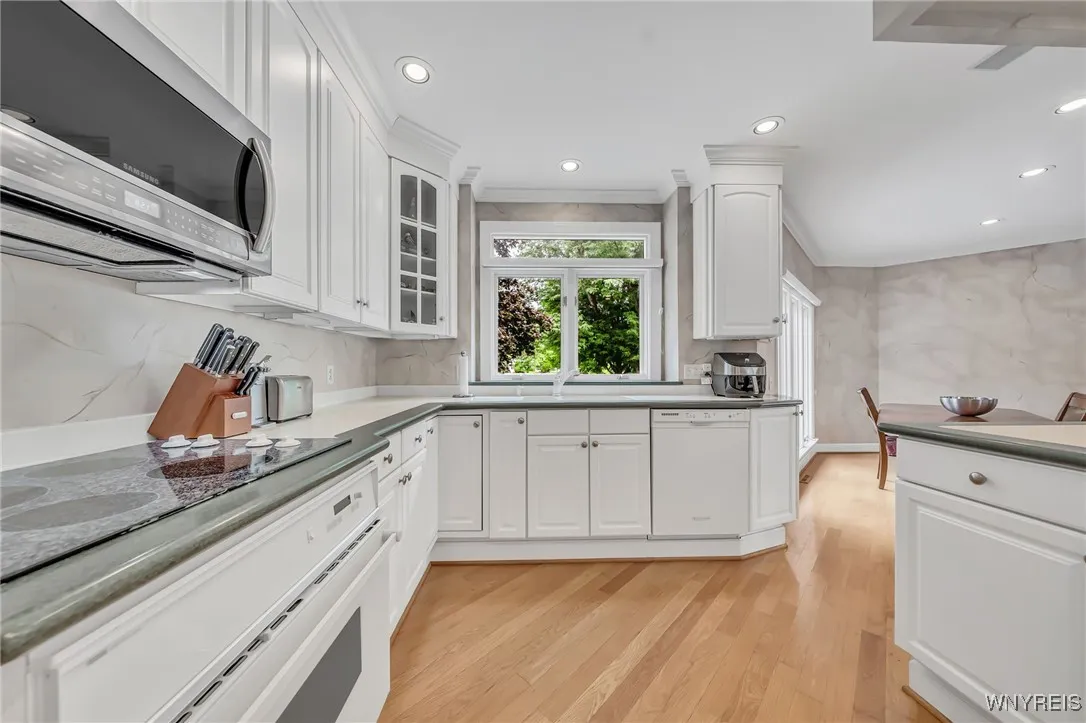 7149 Pendale Circle, Pendleton, New York 14120, Pendleton, New York 14120, 3 Bedrooms Bedrooms, 8 Rooms Rooms,2 BathroomsBathrooms,Residential,Closed,7149 Pendale Circle, Pendleton, New York 14120,0,B1624279