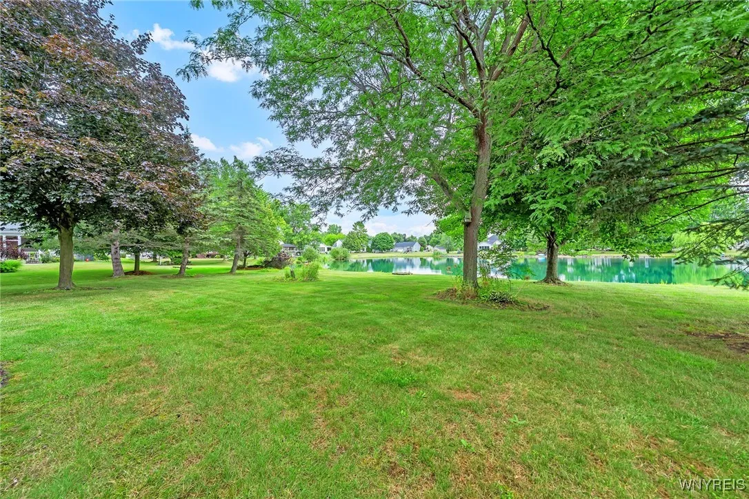 7149 Pendale Circle, Pendleton, New York 14120, Pendleton, New York 14120, 3 Bedrooms Bedrooms, 8 Rooms Rooms,2 BathroomsBathrooms,Residential,Closed,7149 Pendale Circle, Pendleton, New York 14120,0,B1624279